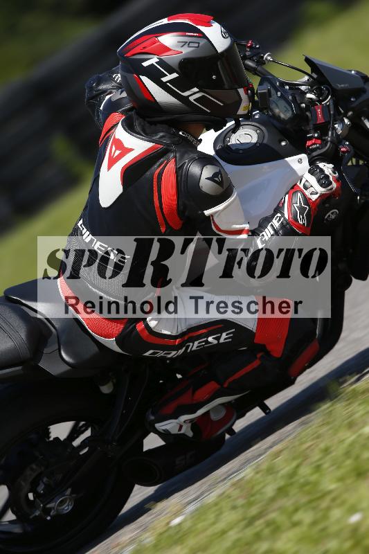 /Archiv-2024/29 12.06.2024 MOTO.CH Track Day ADR/Gruppe gelb/63